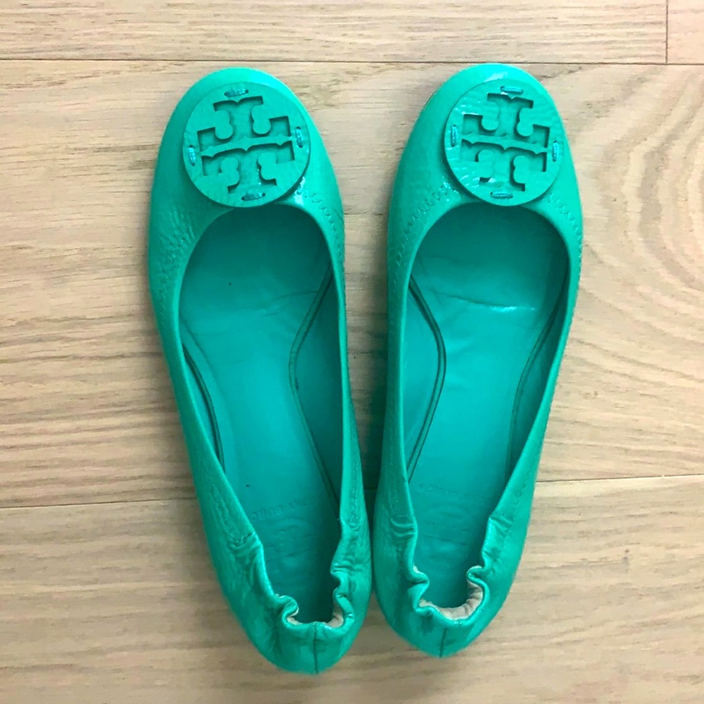 Tory Burch Reva flat